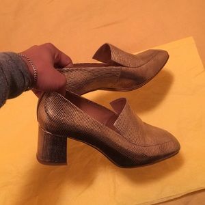 Intentionally Blank Franz Loafer - Gold